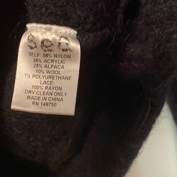 Gorgeous wool sweater with lace by Sea New York in excellent condition - Picture 5 of 9